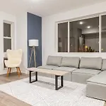 Sleek 2Bed2Bath Wi-Fi-Templeuwdparking
